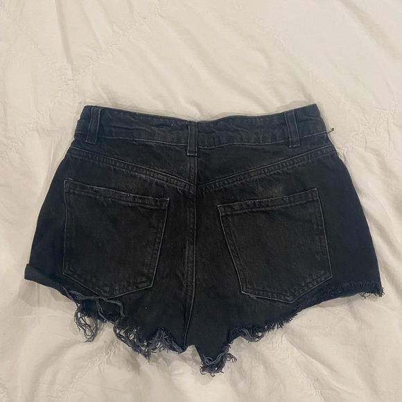 garage black jean shorts - Picture 2 of 3